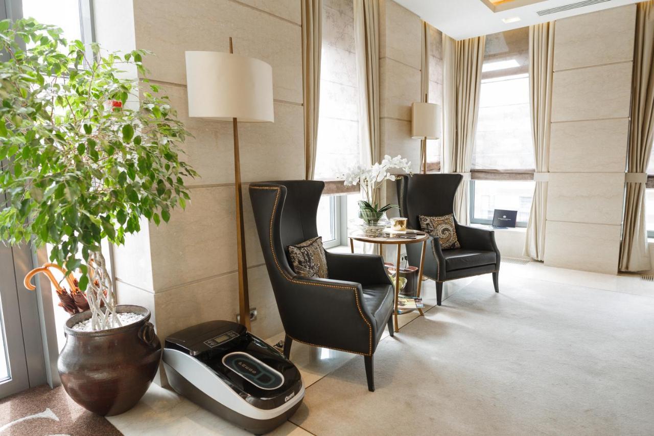 Soho Boutique Hotel Dnipro Bagian luar foto