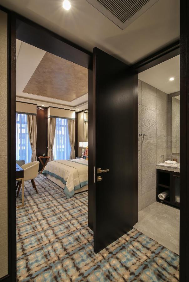 Soho Boutique Hotel Dnipro Bagian luar foto