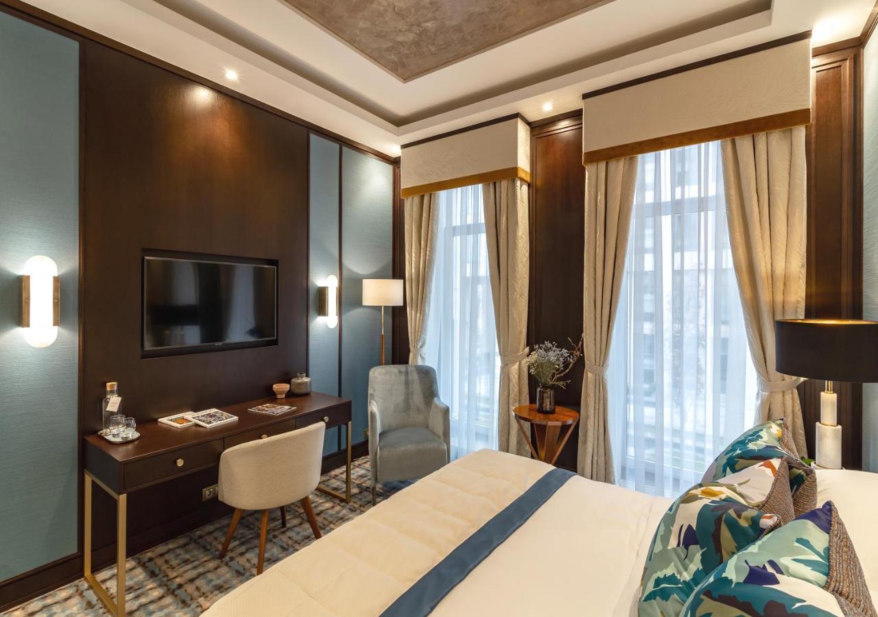 Soho Boutique Hotel Dnipro Bagian luar foto