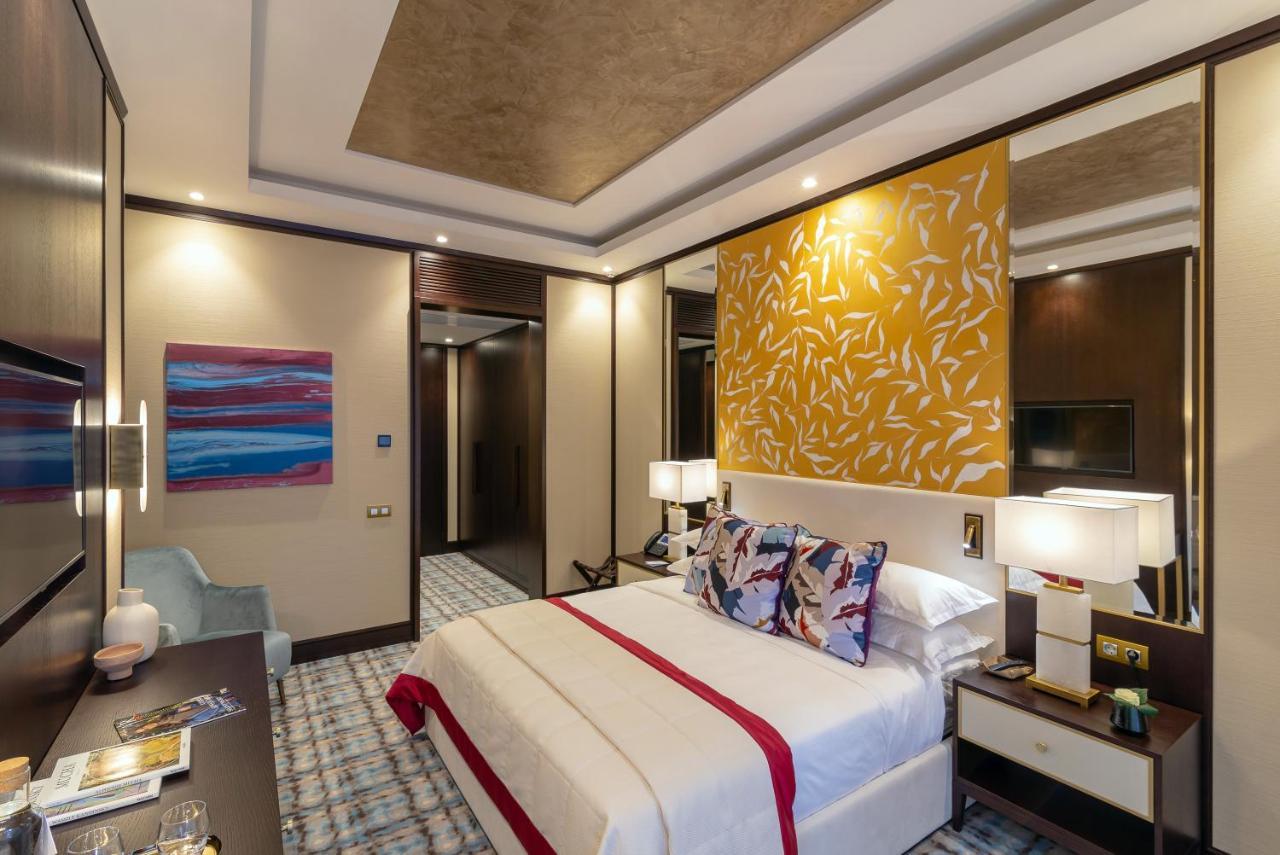 Soho Boutique Hotel Dnipro Bagian luar foto